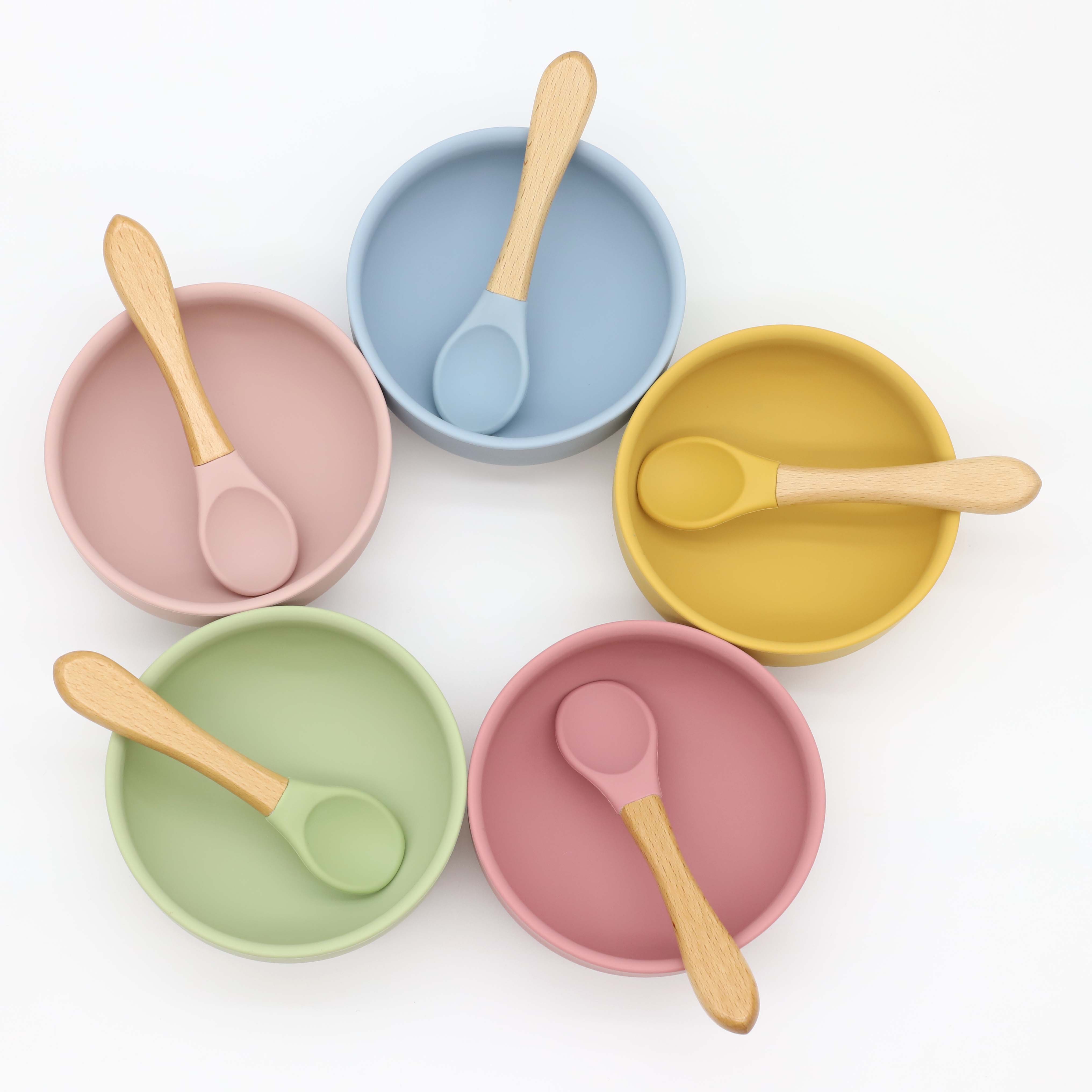Silikonowa miseczka z przyssaw – Baby Food Dispensing Spoon recenzja i cena