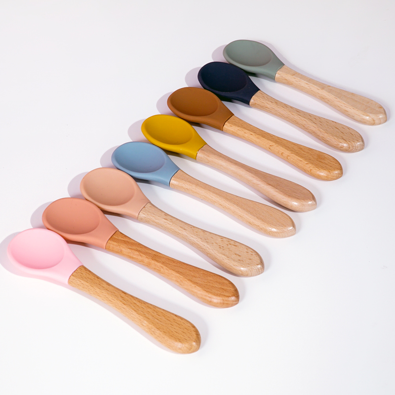 Drewniana rączka do karmienia  – Baby Food Dispensing Spoon recenzja i cena